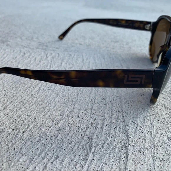 Versace Sunglasses Polarized - Picture 8 of 8